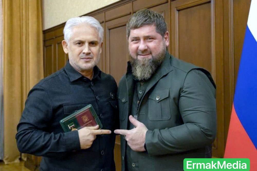 «Везде свои люди» «Везде свои люди»